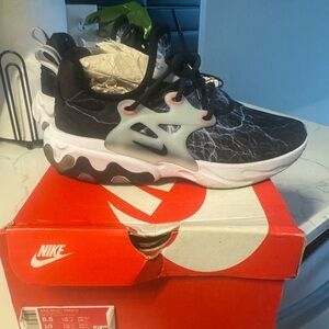 Men’s Nike Prestos